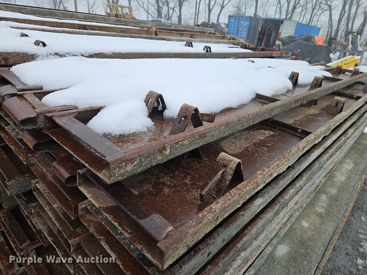 image for item LB9740 Concrete forms