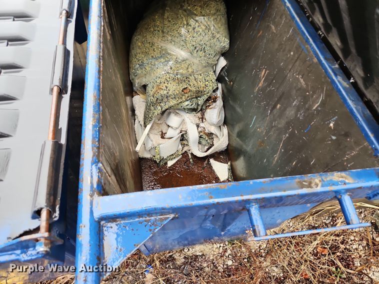 image for item LB9752 (9) dumpsters