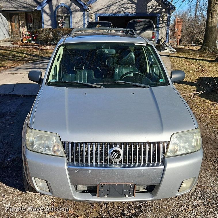 image for item LB9765 2005 Mercury  Mariner Premier SUV