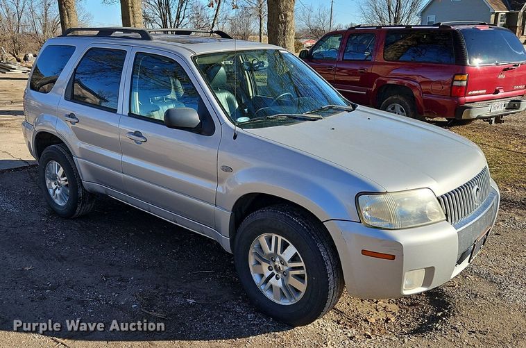 image for item LB9765 2005 Mercury  Mariner Premier SUV