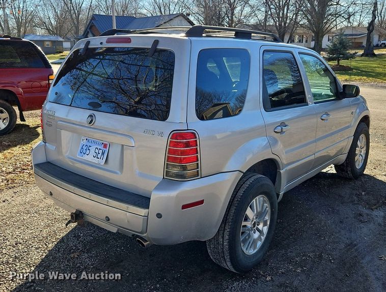 image for item LB9765 2005 Mercury  Mariner Premier SUV