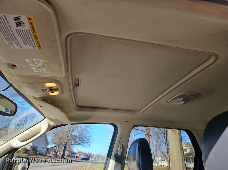 image for item LB9765 2005 Mercury  Mariner Premier SUV