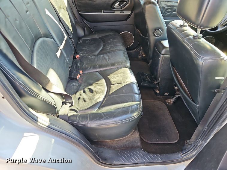 image for item LB9765 2005 Mercury  Mariner Premier SUV