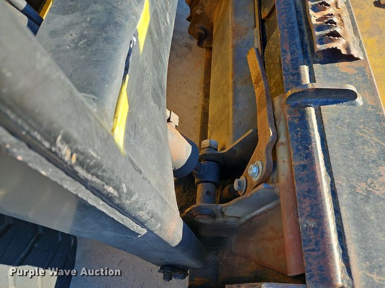 image for item LB9766 Thomas B602/150 skid steer loader