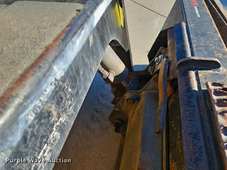 image for item LB9766 Thomas B602/150 skid steer loader