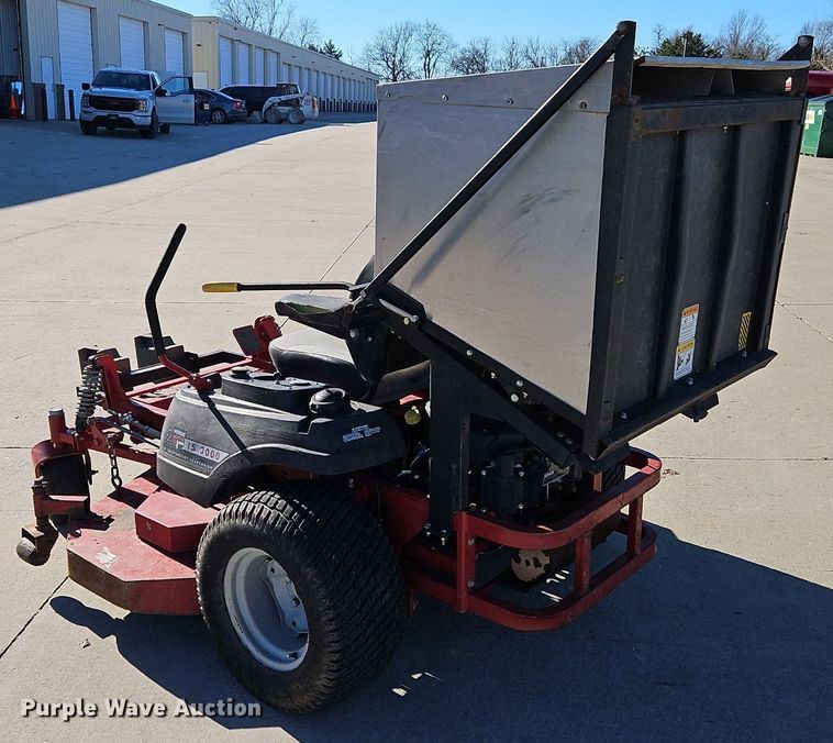 image for item LB9767 Ferris IS 3000 ZTR lawn mower