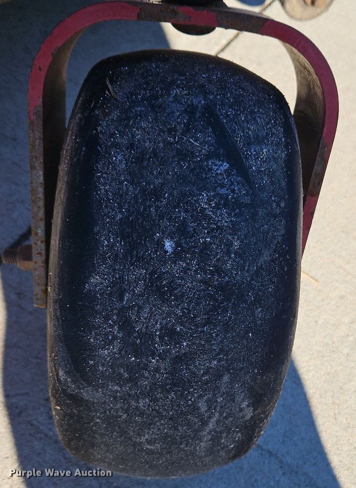 image for item LB9767 Ferris IS 3000 ZTR lawn mower