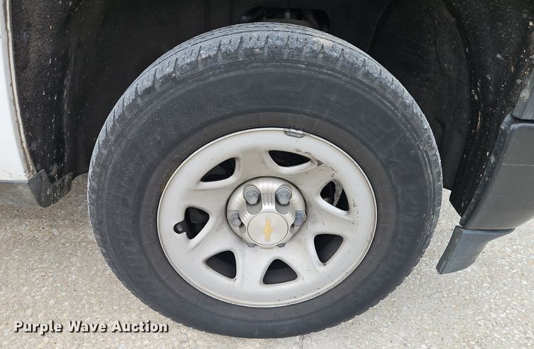 image for item LB9772 2014 Chevrolet  Silverado 1500 pickup truck