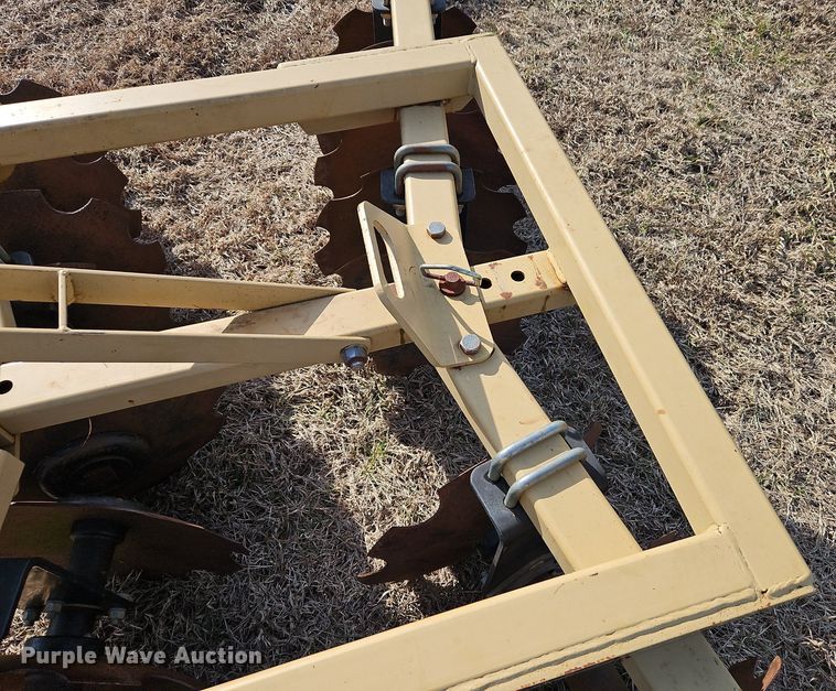 image for item LB9775 Land Pride DH1572 double off-set disk