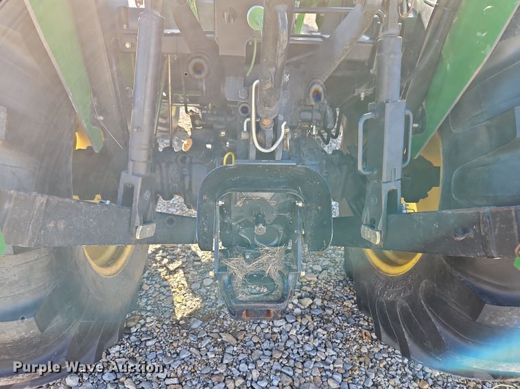 image for item LB9779 2008 John Deere 4320 MFWD tractor