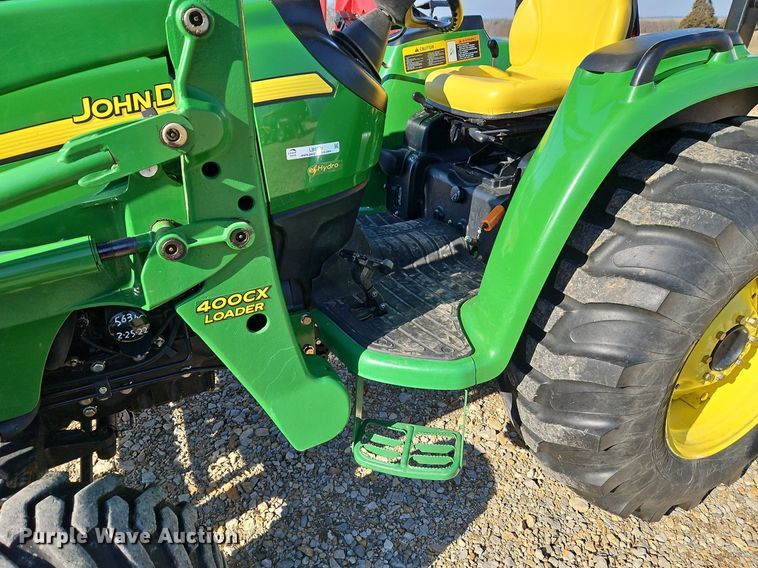 image for item LB9779 2008 John Deere 4320 MFWD tractor
