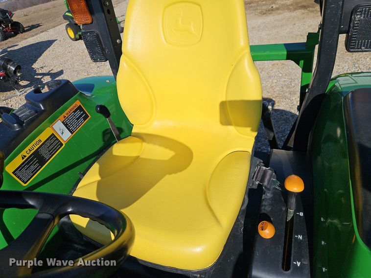 image for item LB9779 2008 John Deere 4320 MFWD tractor