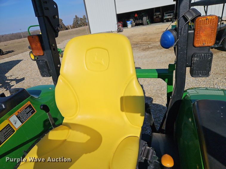 image for item LB9779 2008 John Deere 4320 MFWD tractor