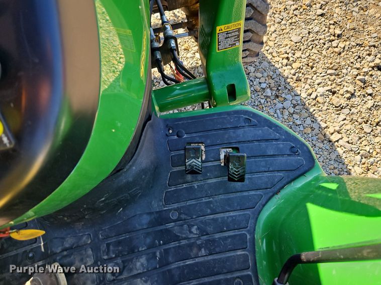 image for item LB9779 2008 John Deere 4320 MFWD tractor