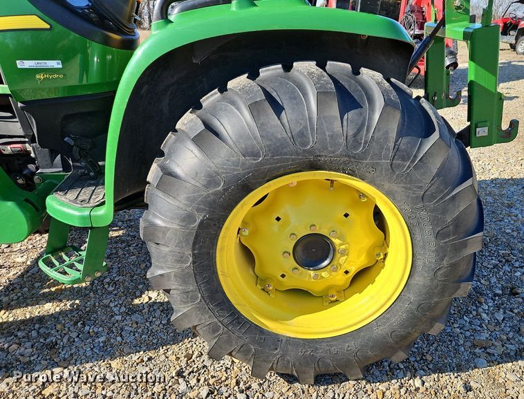 image for item LB9779 2008 John Deere 4320 MFWD tractor