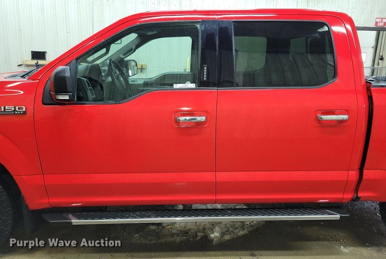 image for item LC9808 2019 Ford F150 SuperCrew pickup truck