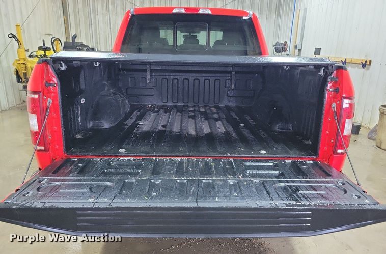 image for item LC9808 2019 Ford F150 SuperCrew pickup truck