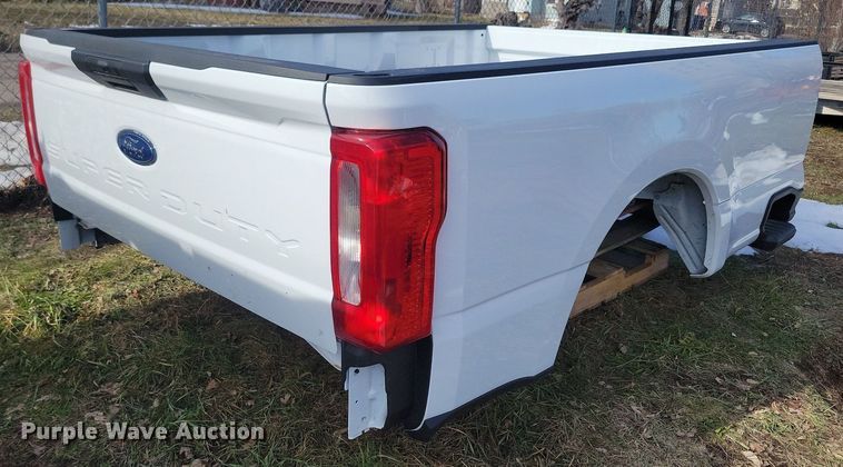 image for item LC9816 2023 Ford F250 pickup truck bed