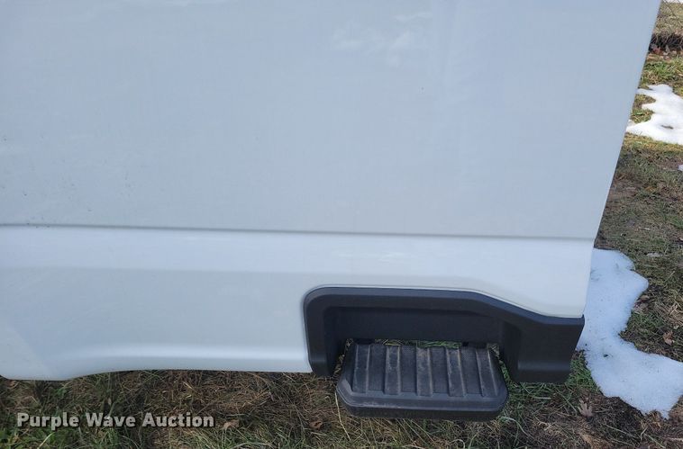 image for item LC9816 2023 Ford F250 pickup truck bed