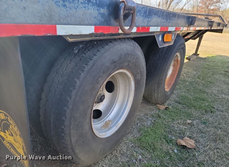 image for item LD9062 2006 Gator Made equipment trailer