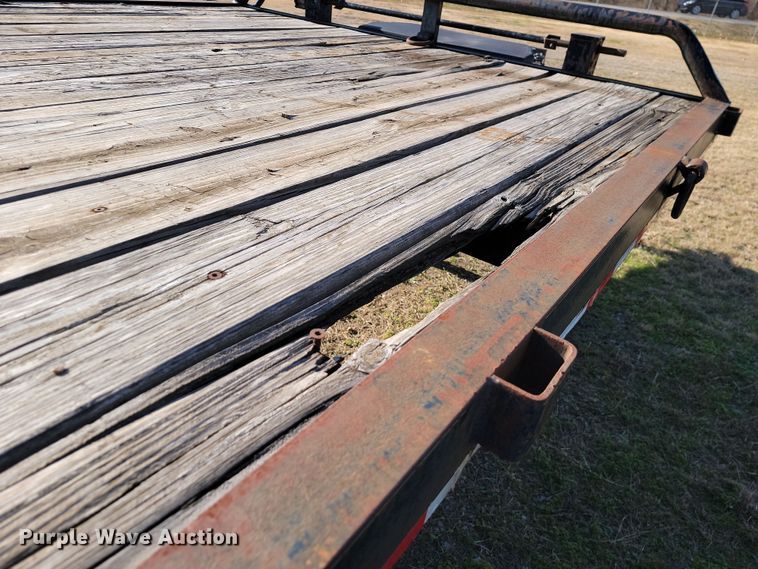 image for item LD9062 2006 Gator Made equipment trailer