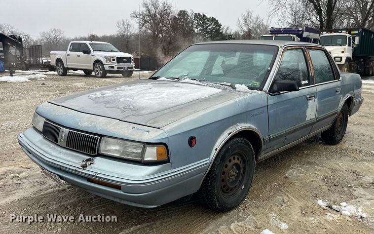 image for item LD9930 1993 Oldsmobile  Cutlass Ciera S 