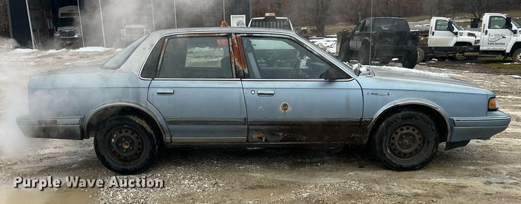 image for item LD9930 1993 Oldsmobile  Cutlass Ciera S 