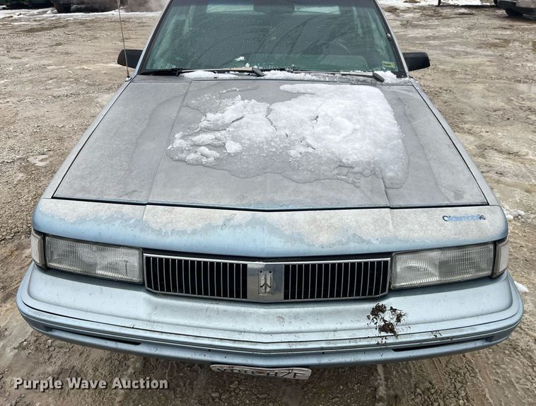 image for item LD9930 1993 Oldsmobile  Cutlass Ciera S 