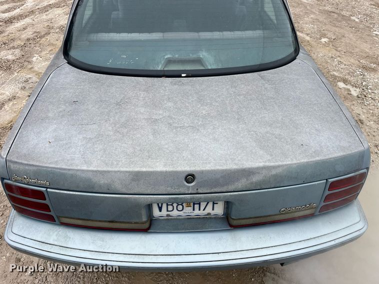 image for item LD9930 1993 Oldsmobile  Cutlass Ciera S 