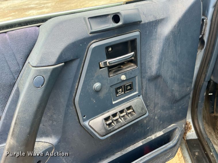 image for item LD9930 1993 Oldsmobile  Cutlass Ciera S 