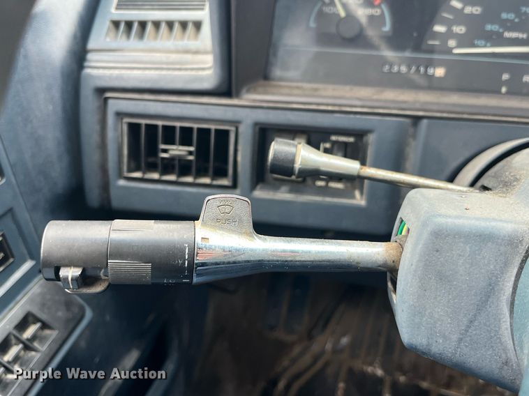 image for item LD9930 1993 Oldsmobile  Cutlass Ciera S 