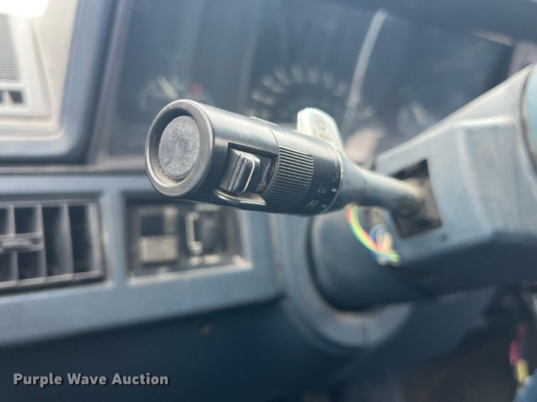 image for item LD9930 1993 Oldsmobile  Cutlass Ciera S 