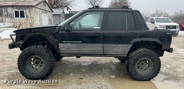 image for item LD9931 1998 Jeep Grand Cherokee Laredo SUV