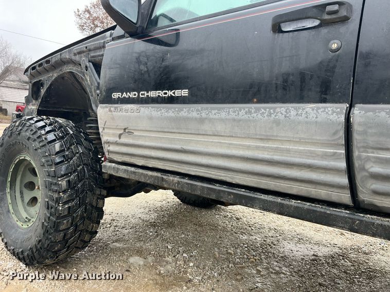 image for item LD9931 1998 Jeep Grand Cherokee Laredo SUV