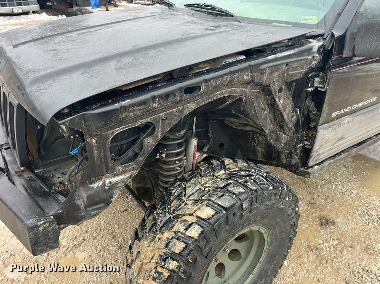 image for item LD9931 1998 Jeep Grand Cherokee Laredo SUV