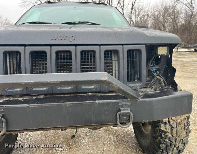 image for item LD9931 1998 Jeep Grand Cherokee Laredo SUV