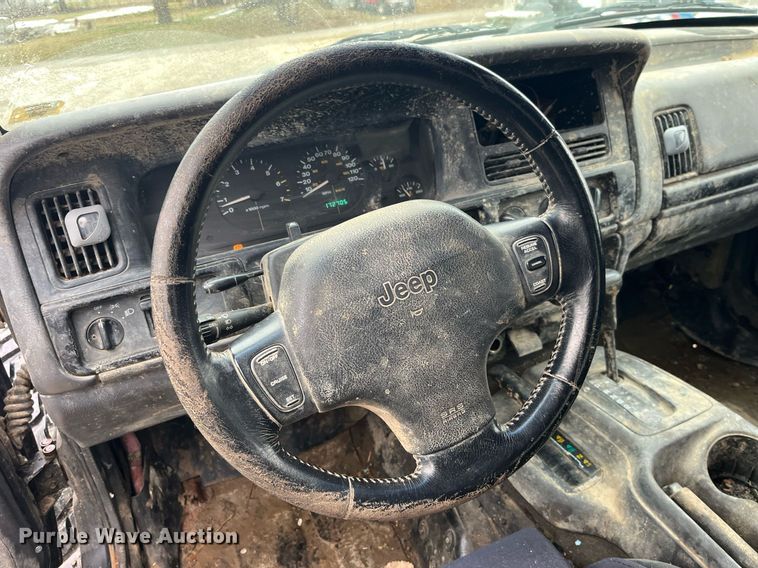 image for item LD9931 1998 Jeep Grand Cherokee Laredo SUV