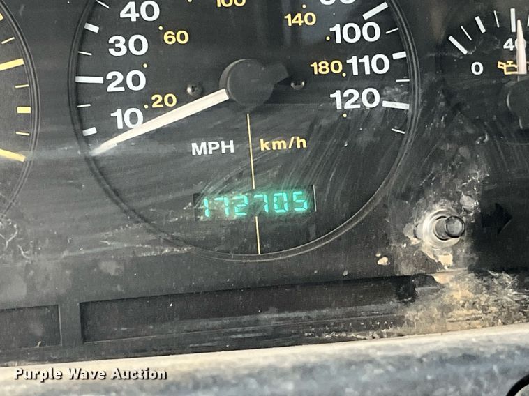 image for item LD9931 1998 Jeep Grand Cherokee Laredo SUV