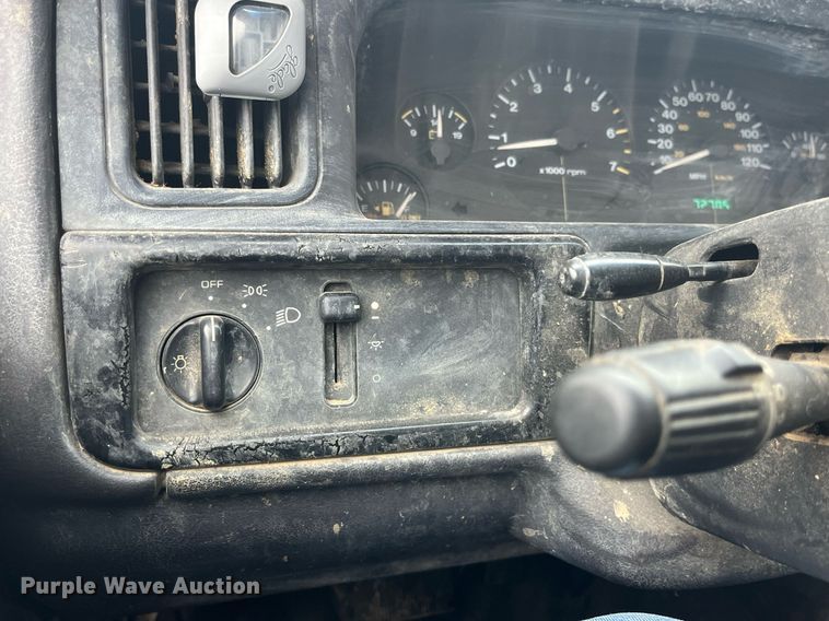 image for item LD9931 1998 Jeep Grand Cherokee Laredo SUV