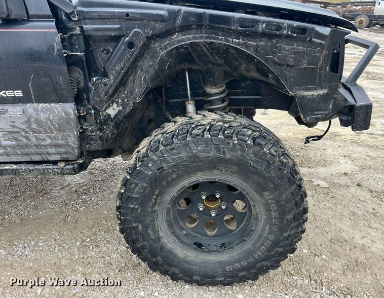 image for item LD9931 1998 Jeep Grand Cherokee Laredo SUV