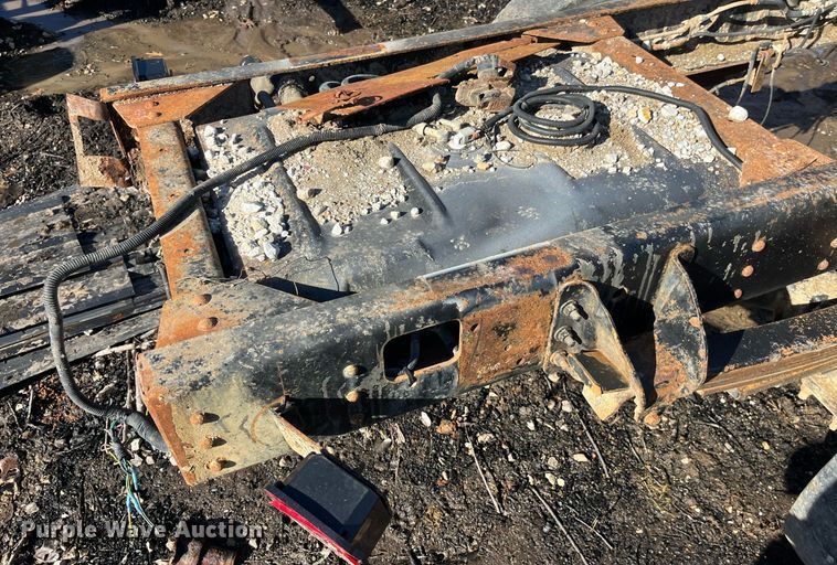 image for item LD9933 2006 Chevrolet C5500 truck cab and chassis