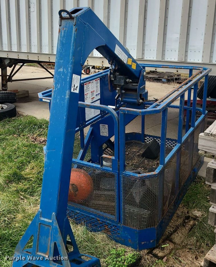 image for item LE9291 2018 Manitex 6001231-001 ARM man basket