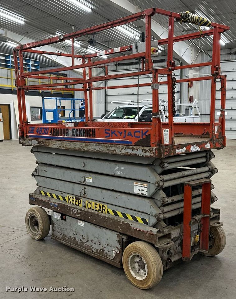 image for item LH9040 Skyjack  4830 scissor lift