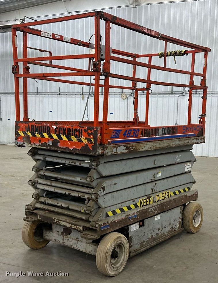 image for item LH9040 Skyjack  4830 scissor lift