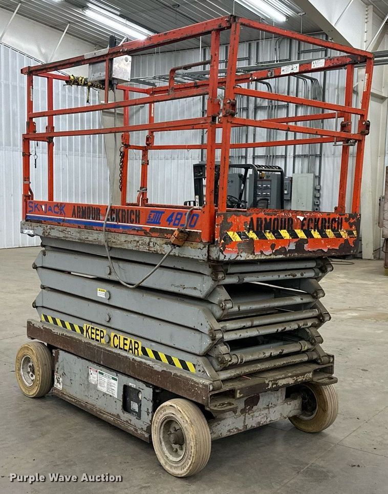 image for item LH9040 Skyjack  4830 scissor lift