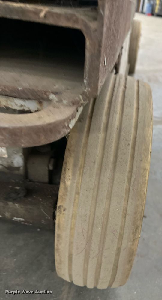 image for item LH9040 Skyjack  4830 scissor lift