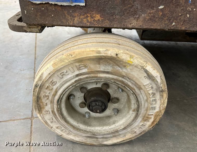 image for item LH9040 Skyjack  4830 scissor lift