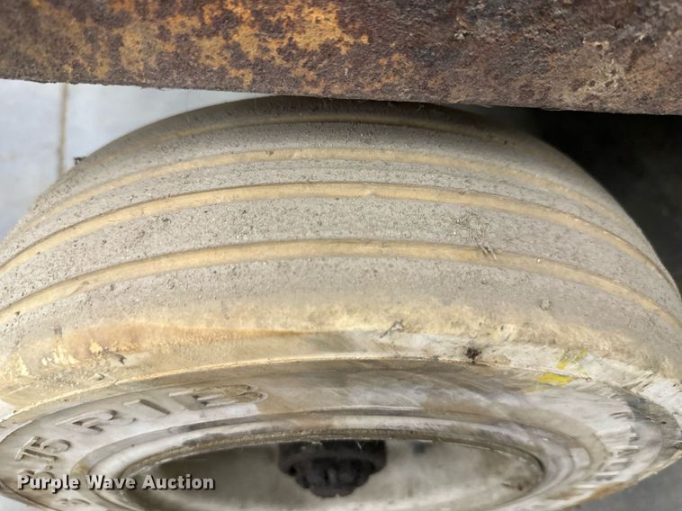 image for item LH9040 Skyjack  4830 scissor lift