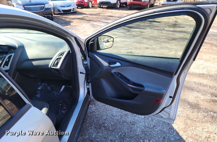 image for item LJ9526 2013 Ford Focus SE 