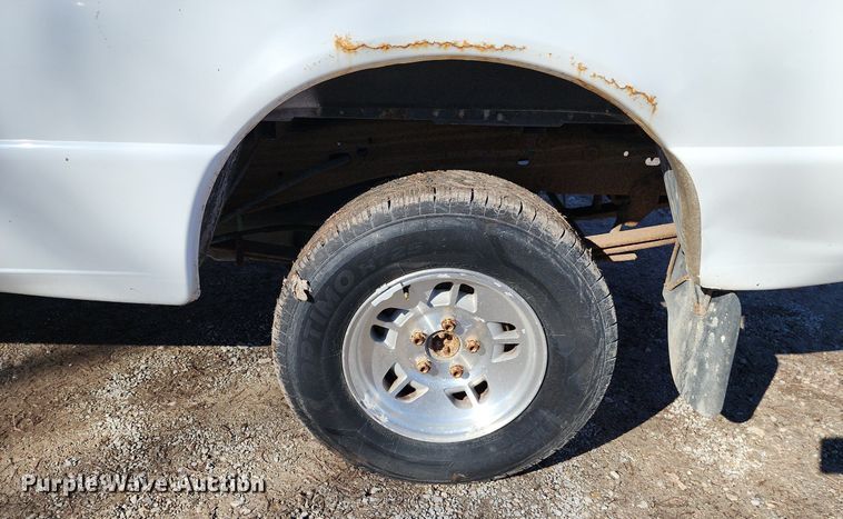 image for item LJ9527 1997 Ford Ranger SuperCab pickup truck